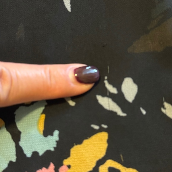 Torrid | Sleeveless Chiffon Floral Tank Top | Size 2 - Picture 5 of 9